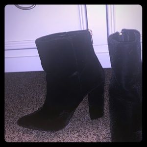 Black Velvet Booties • size 8